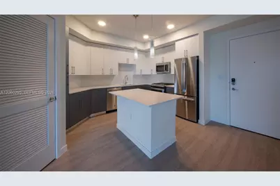 19401 W Dixie Hwy #413, Miami, FL 33180 - Photo 29