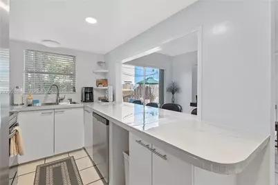 220 SE 12th Ave, Deerfield Beach, FL 33441 - Photo 19