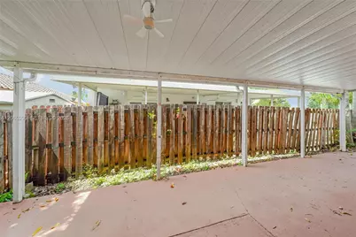 3201 W 76th St, Hialeah, FL 33018 - Photo 23