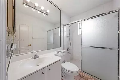 3201 W 76th St, Hialeah, FL 33018 - Photo 19