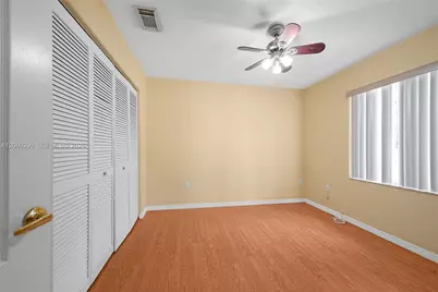 3201 W 76th St, Hialeah, FL 33018 - Photo 17