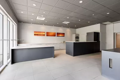 6365 Collins Ave #802, Miami Beach, FL 33141 - Photo 31