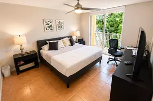 19801 E Country Club Dr, Aventura, FL 33180 - Photo 9