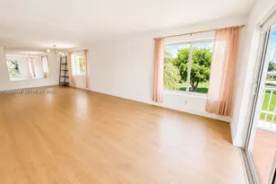 1631 NE 114th St, Miami, FL 33181 - Photo 11