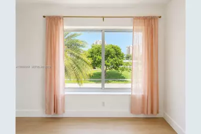 1631 NE 114th St #307, Miami, FL 33181 - Photo 9