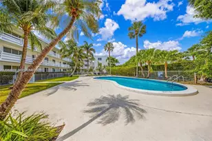 1631 NE 114th St, Miami, FL 33181 - Photo 25