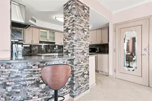500 Bayview Dr, Sunny Isles Beach, FL 33160 - Photo 11