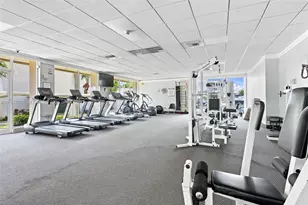 500 Bayview Dr, Sunny Isles Beach, FL 33160 - Photo 33