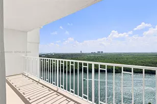 500 Bayview Dr, Sunny Isles Beach, FL 33160 - Photo 25