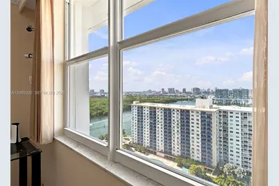 500 Bayview Dr #2121, Sunny Isles Beach, FL 33160 - Photo 37