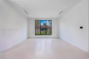 970 NE 92nd St, Miami Shores, FL 33138 - Photo 15