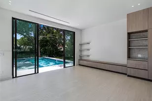 970 NE 92nd St, Miami Shores, FL 33138 - Photo 25