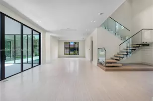 970 NE 92nd St, Miami Shores, FL 33138 - Photo 13