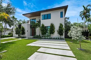 970 NE 92nd St, Miami Shores, FL 33138 - Photo 1