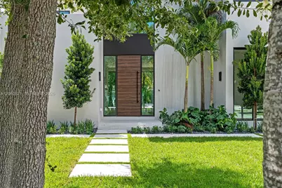 970 NE 92nd St, Miami Shores, FL 33138 - Photo 7