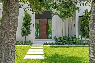970 NE 92nd St, Miami Shores, FL 33138 - Photo 7