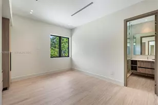970 NE 92nd St, Miami Shores, FL 33138 - Photo 81