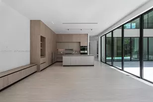 970 NE 92nd St, Miami Shores, FL 33138 - Photo 25