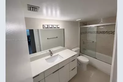 8255 Lake Dr #107, Doral, FL 33166 - Photo 7