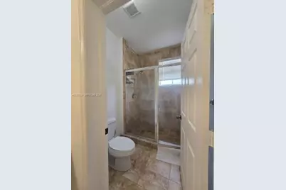 806 SW 143rd Ter, Pembroke Pines, FL 33027 - Photo 23