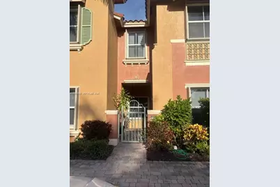 806 SW 143rd Ter, Pembroke Pines, FL 33027 - Photo 1