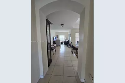 806 SW 143rd Ter, Pembroke Pines, FL 33027 - Photo 9