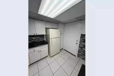 3300 Spanish Moss Ter #412, Lauderhill, FL 33319 - Photo 3
