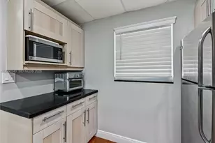 1541 S Ocean Blvd, Lauderdale by the Sea, FL 33062 - Photo 5