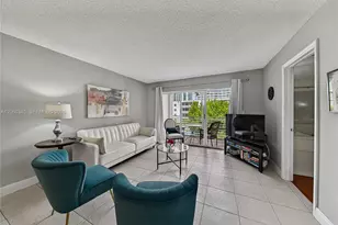 1541 S Ocean Blvd, Lauderdale by the Sea, FL 33062 - Photo 17
