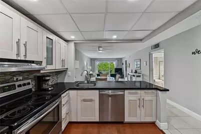 1541 S Ocean Blvd #313, Lauderdale by the Sea, FL 33062 - Photo 3