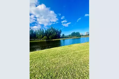 [Address not provided], North Miami Beach, FL 33160 - Photo 35