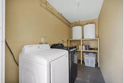 55 NE 165th St, Miami, FL 33162 - Photo 33