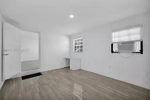 55 NE 165th St, Miami, FL 33162 - Photo 21