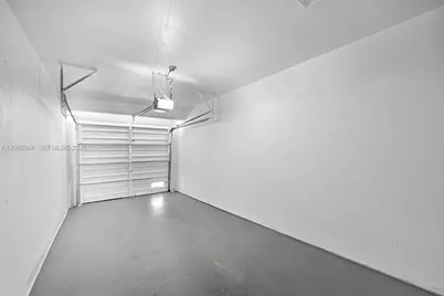 55 NE 165th St, Miami, FL 33162 - Photo 31