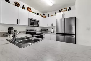 412 NW 12th Ave, Florida City, FL 33034 - Photo 7