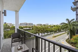 8363 NW 41st St, Doral, FL 33166 - Photo 9