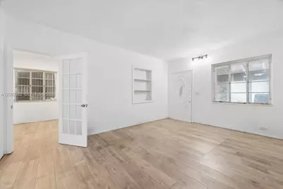 2750 SW 26th St #MAIN, Miami, FL 33133 - Photo 9
