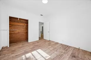 2750 SW 26th St, Miami, FL 33133 - Photo 7