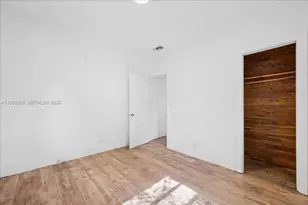2750 SW 26th St, Miami, FL 33133 - Photo 13