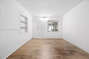 2750 SW 26th St, Miami, FL 33133 - Photo 5