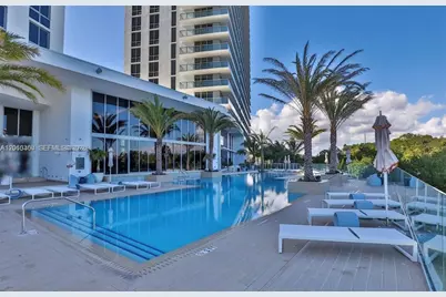 16385 Biscayne Blvd #1818, North Miami Beach, FL 33160 - Photo 23