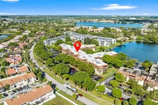 661 NE 195th St, Miami, FL 33179 - Photo 3