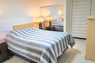 661 NE 195th St, Miami, FL 33179 - Photo 19