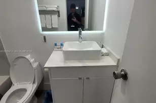 19201 Collins Ave, Sunny Isles Beach, FL 33160 - Photo 17