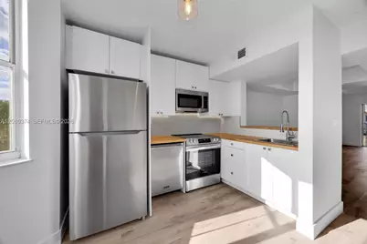 390 NW 86th Ct #803, Miami, FL 33126 - Photo 5