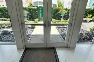720 Collins Ave, Miami Beach, FL 33139 - Photo 37
