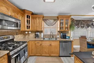 15615 SW 95th Ln, Miami, FL 33196 - Photo 13