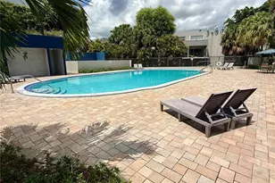 30 NW 87th Ave, Miami, FL 33172 - Photo 41