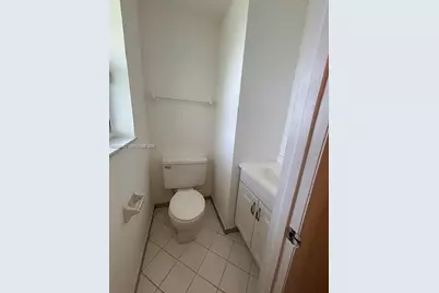 7900 S Colony Cir S #303, Tamarac, FL 33321 - Photo 9