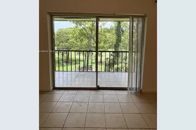 7900 S Colony Cir S #303, Tamarac, FL 33321 - Photo 5